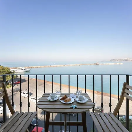 Alojamento de Acomodação e Pequeno-almoço Vento Di Mare Procida