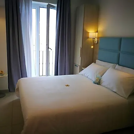 Vento Di Mare Bed & Breakfast 4*