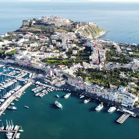 Vento Di Mare Bed & Breakfast Procida